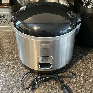Oster rice cooker and veggie steamer